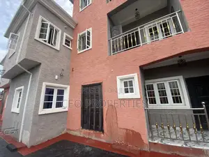 3bdrm Block of Flats in Seaside Estate, Ajah for rent