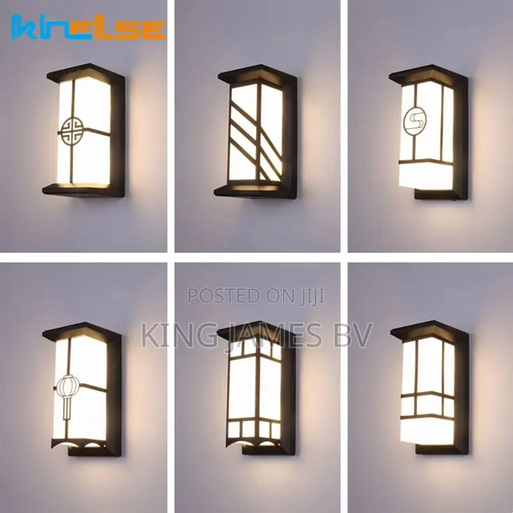 Luxurious Cast Wall Light