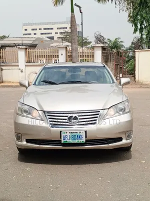Lexus ES 350 2010 Gold