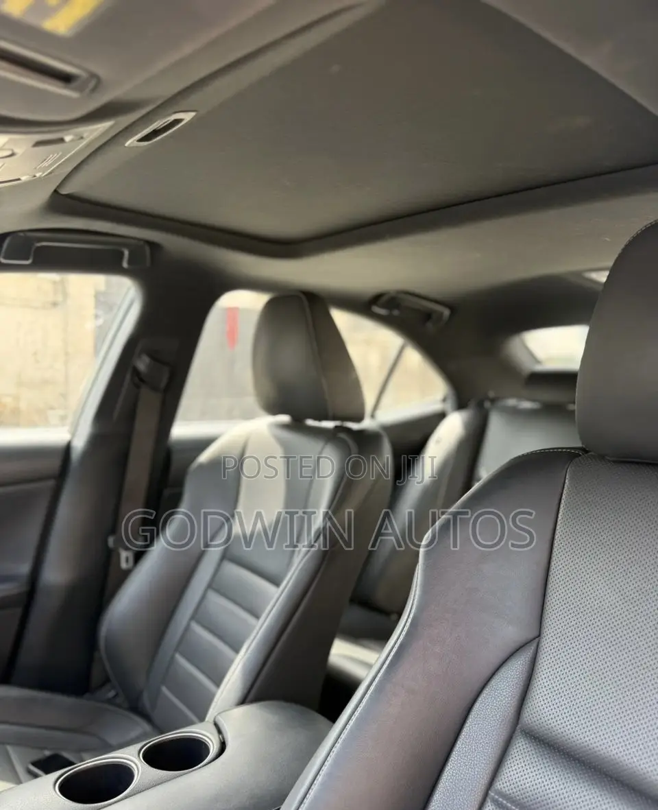 Lexus IS 250 4WD 2014 White