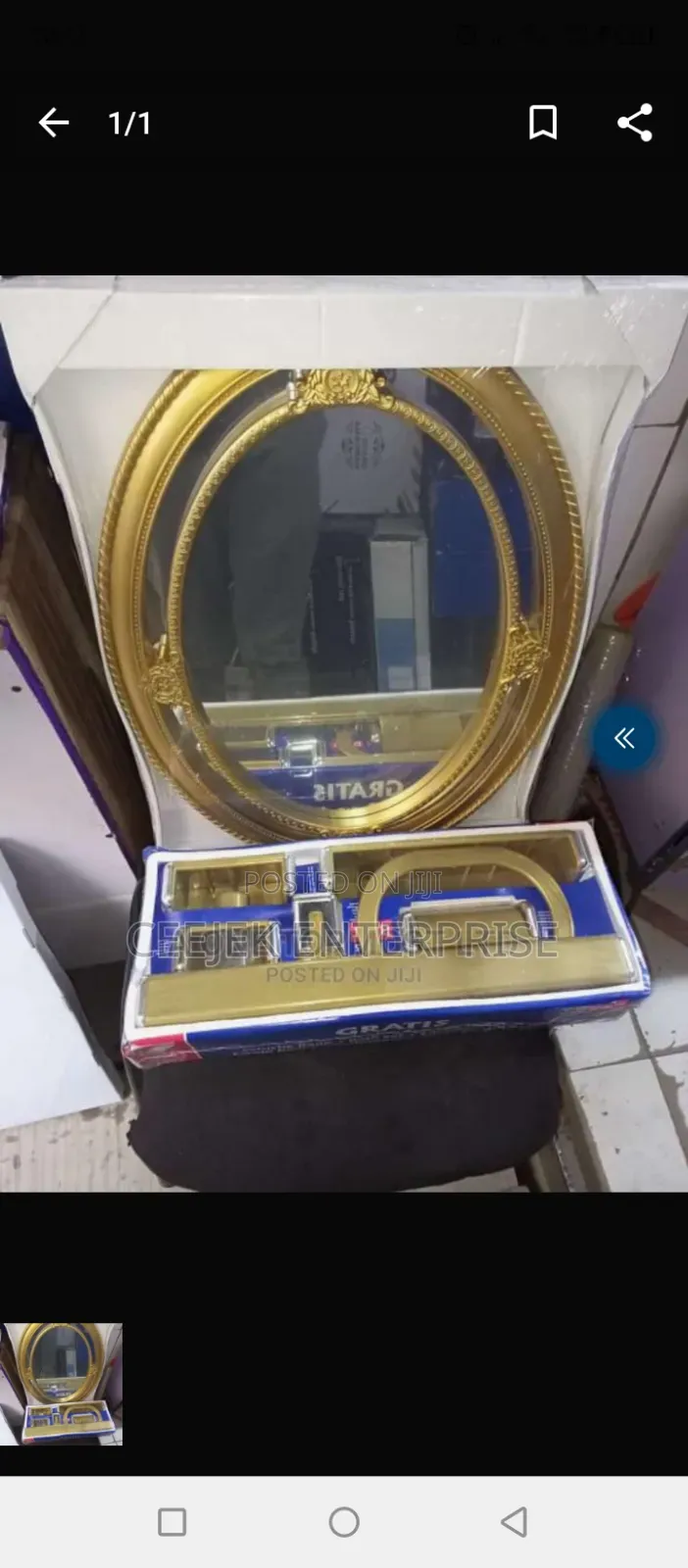 Gold Mirrow With Accessories