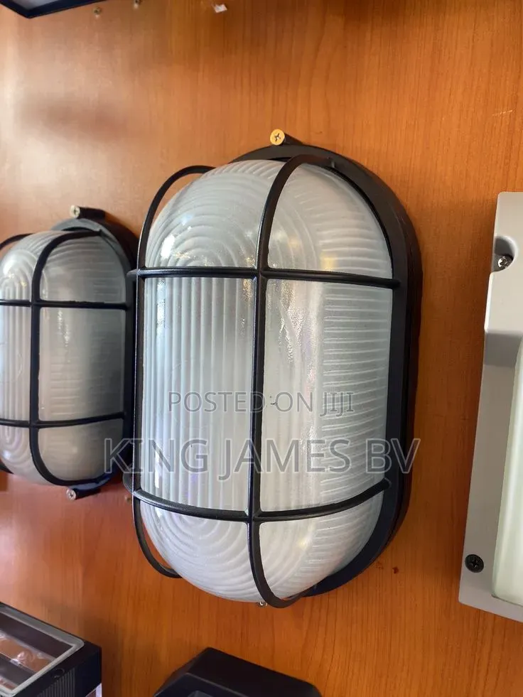 Cast Dubai Bulkhead Light