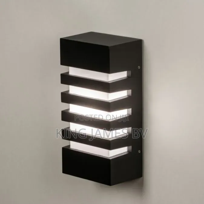 Cast Lines Wall Light
