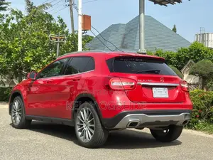 Mercedes-Benz GLA 250 2017 Red