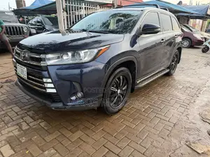 Toyota Highlander 2016 Blue