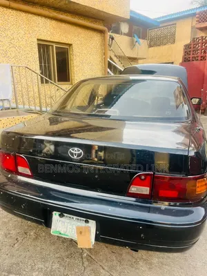 Toyota Camry LE Sedan 1996 Black