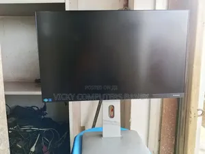 Samsung Monitor 24 Inches In Good Condition