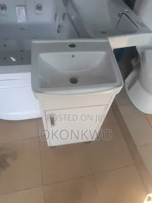 Standing Cabinet