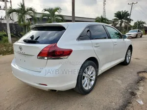 Toyota Venza LE 2012 White