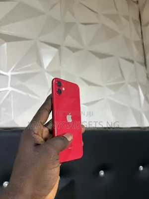 Apple iPhone 11 256 GB Red