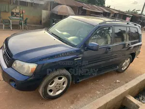 Toyota Highlander 2005 Blue