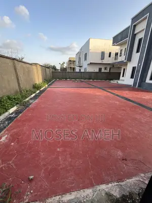 5bdrm Duplex in Karsana for sale