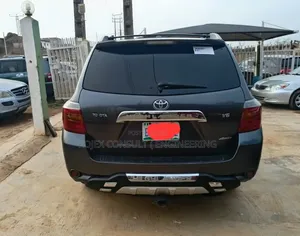 Toyota Highlander Limited 2010 Gray