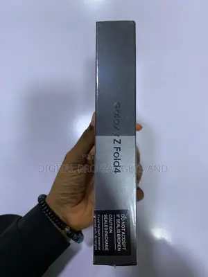New Samsung Galaxy Z Fold4 256 GB Black
