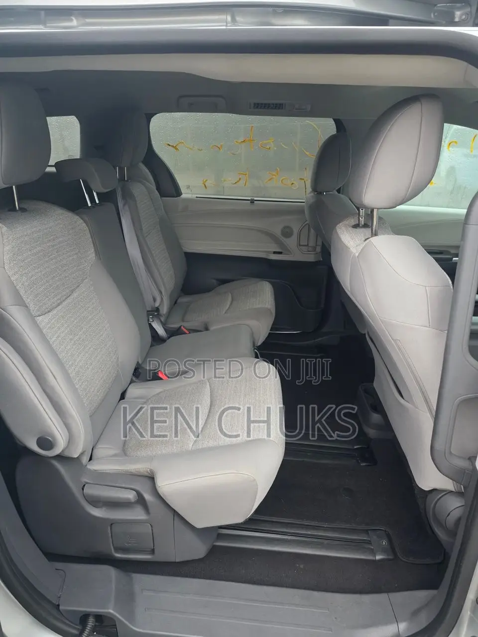 Toyota Sienna 2022 Silver