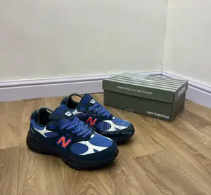 *New Balance X Kith 993 Madison Square Garden “Navy Blue”