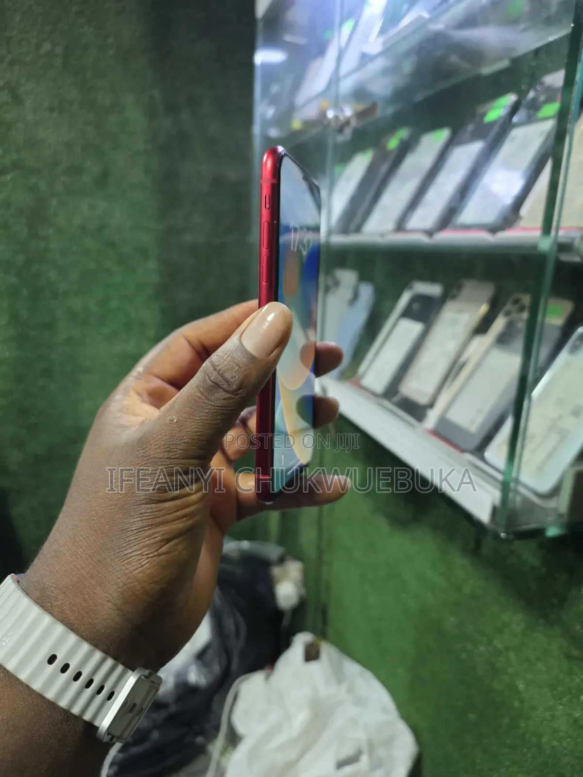 Apple iPhone 11 64 GB Red
