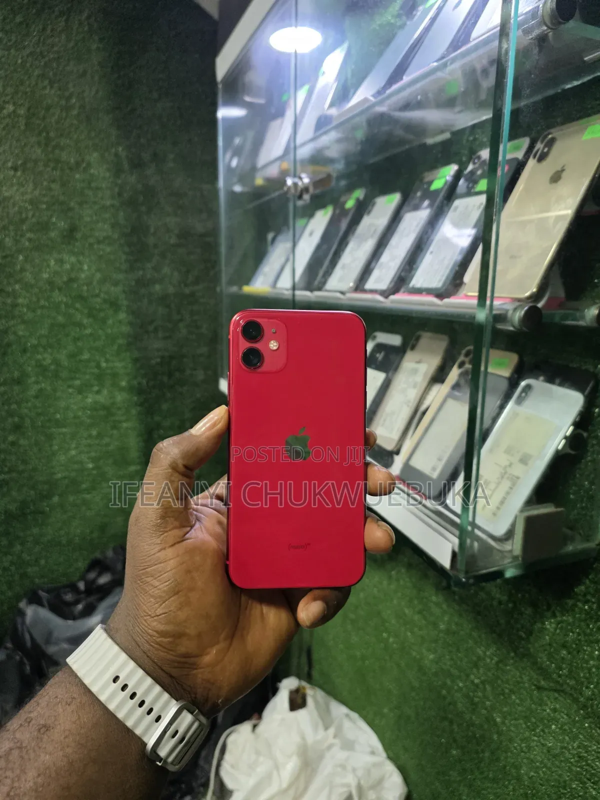 Apple iPhone 11 64 GB Red