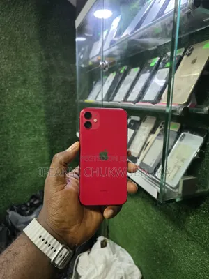 Apple iPhone 11 64 GB Red