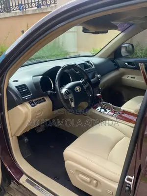 Toyota Highlander 2012