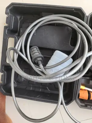 Rechargable Pressure Washer