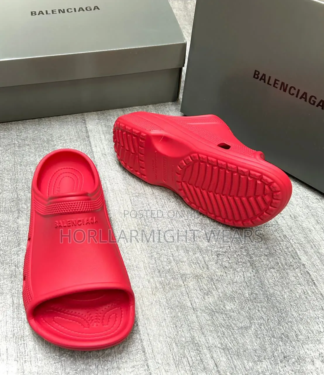 Balenciaga Easy Luxury Slide