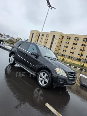 Mercedes-Benz M Class 2011 Black