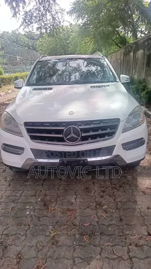 Mercedes-Benz M Class ML350 4MATIC 4dr SUV AWD (3.5L 6cyl 7A) 2015