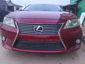 Lexus ES 350 FWD 2013 Red
