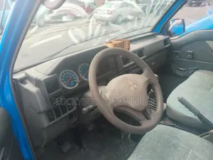 Mitsubishi Delica 2014 Blue