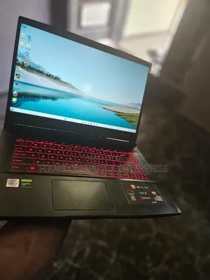 Laptop MSI GS65 Stealth Thin 8RE 16GB Intel Core i7 SSD 512GB