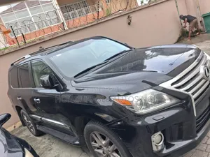 Lexus LX 570 AWD 2013 Black