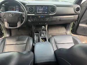 Toyota Tacoma Limited 2021 Green