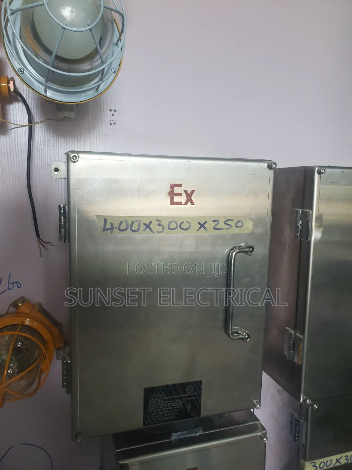 Explosion Box Stainless