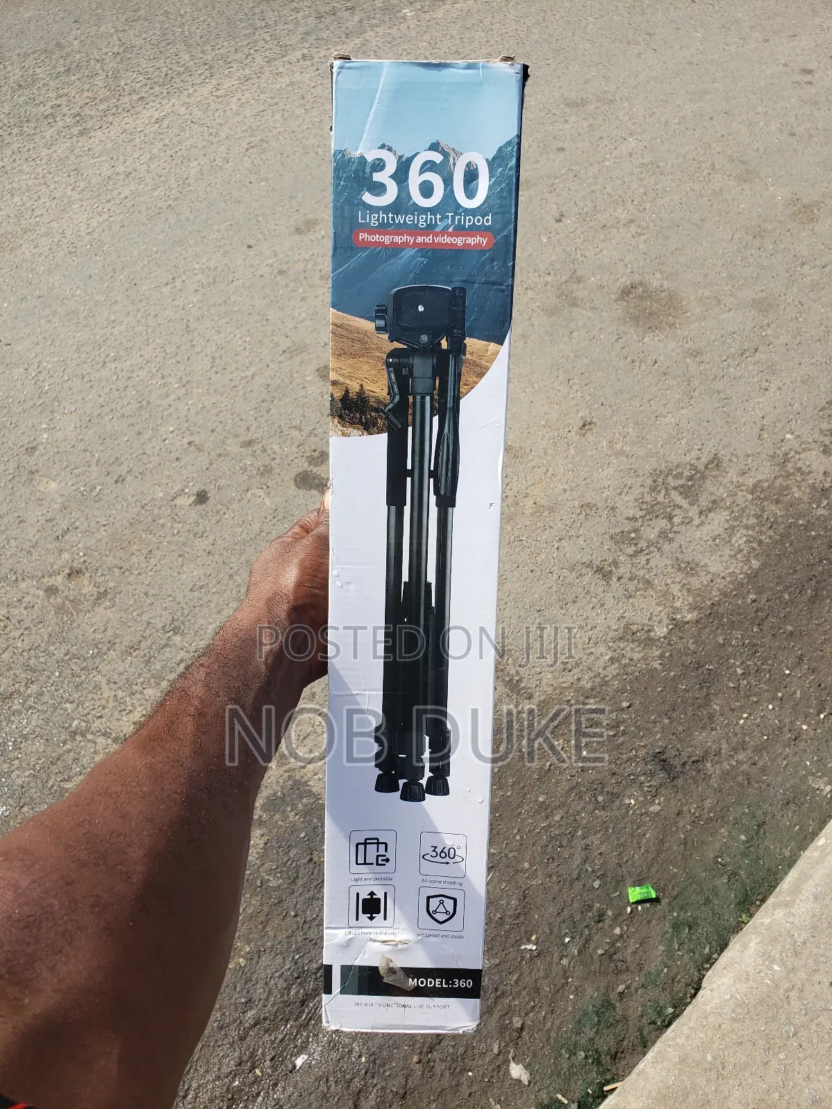 360 Rotating Tripod Stand