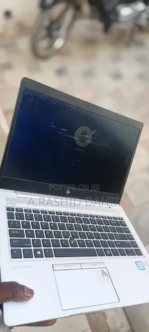 Laptop HP EliteBook 840 G6 8GB Intel Core i5 HDD 250GB