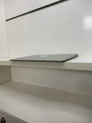Laptop Apple MacBook Air 2015 4GB Intel Core i5 SSD 128GB