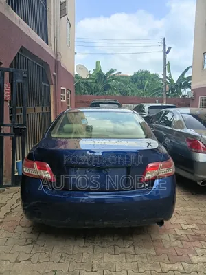 Toyota Camry LE 4dr Sedan (2.4L 4cyl 5A) 2008 Blue