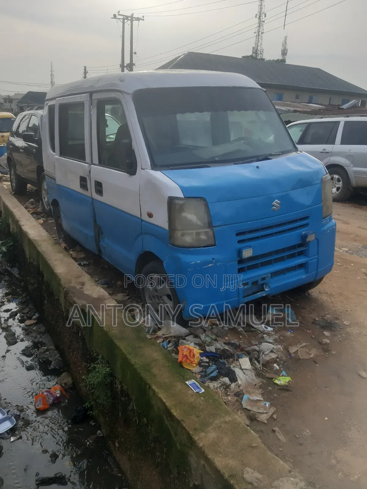 Suzuki APV Minibus 2010 White