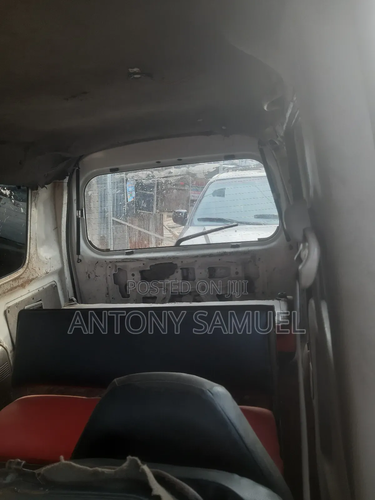 Suzuki APV Minibus 2010 White