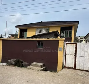 3bdrm Block of Flats in Aguda-Surulere for sale