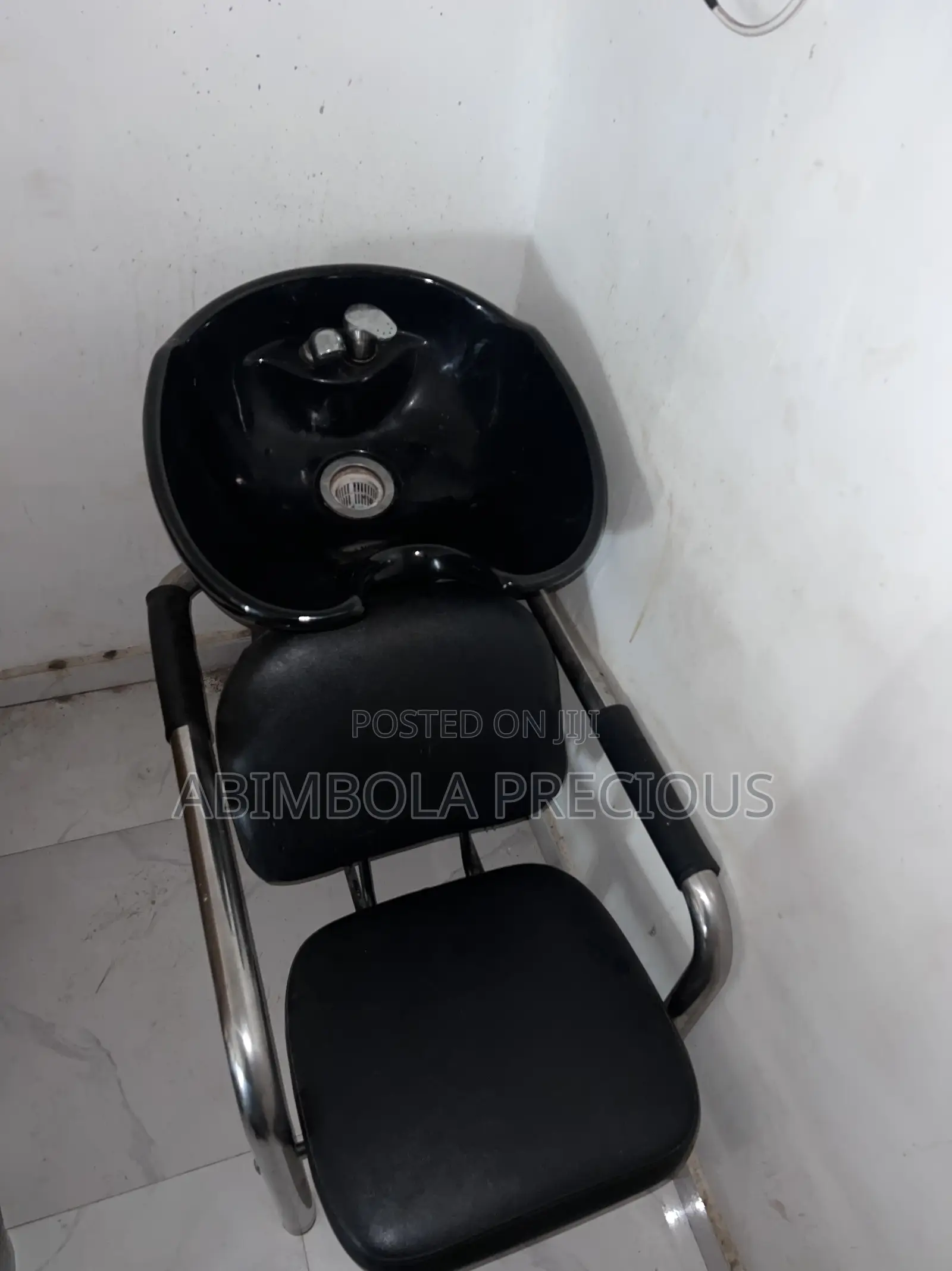 Salon Wash Basin