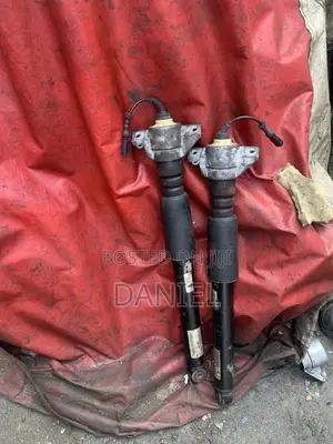 Porsche Macan Back Shock