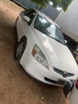 Honda Accord 2005 White