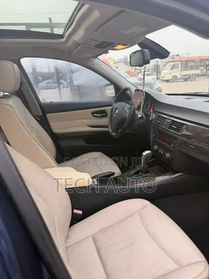 BMW 320i 2011 Blue