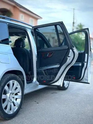 Mercedes-Benz GLK-Class 2011 Silver