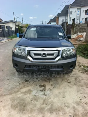 Honda Pilot LX 4dr SUV 4WD (3.5L 6cyl 5A) 2012 Gray