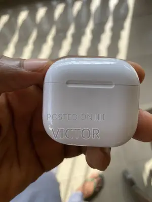Authentic Airpod 4