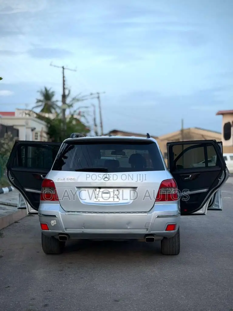 Mercedes-Benz GLK-Class 2011 Silver
