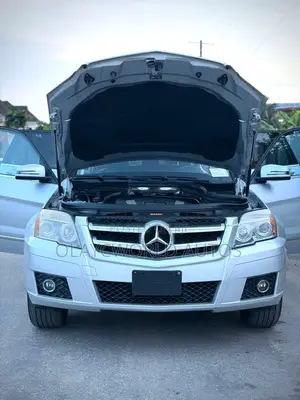 Mercedes-Benz GLK-Class 2011 Silver